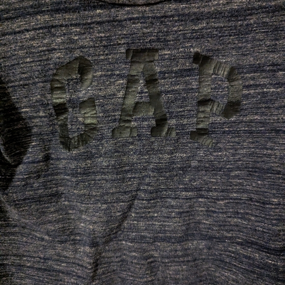 ✨3/$15 Gap 2T Long sleeve top - Picture 2 of 3